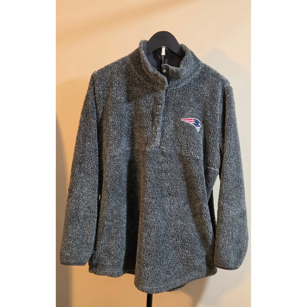 NFL Team Apparel New England Patriots Fuzzy Pullover Women's Size Large Gray